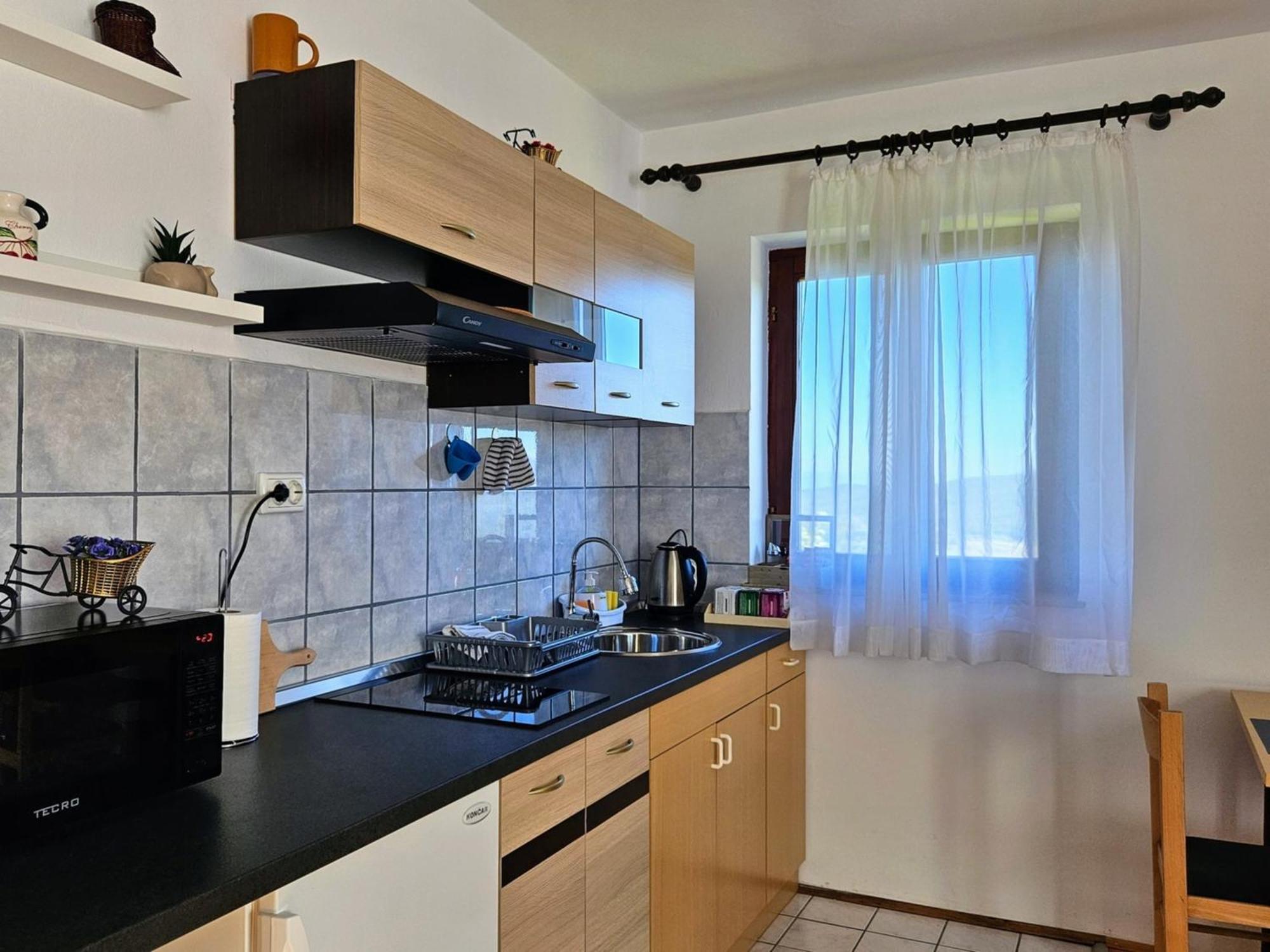 Вилла Cozy House Zivko With Balcony Плитвицкие озёра Экстерьер фото